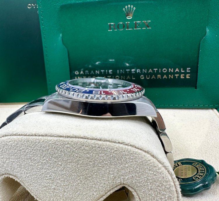 Rolex Gmt-master Ii Pepsi New Unworn Oyster Bracelet