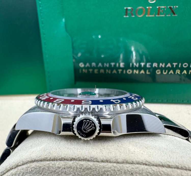 Rolex Gmt-master Ii Pepsi New Unworn Oyster Bracelet