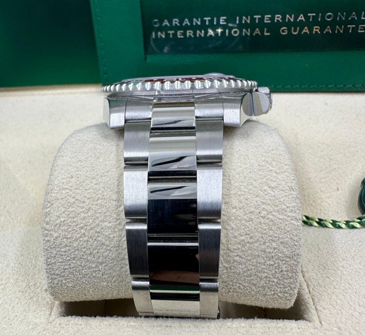 Rolex Gmt-master Ii Pepsi New Unworn Oyster Bracelet