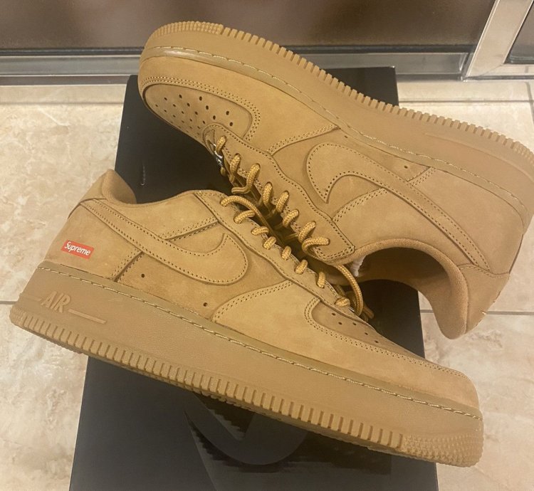 Nike Air Force 1 Low Supreme Wheat