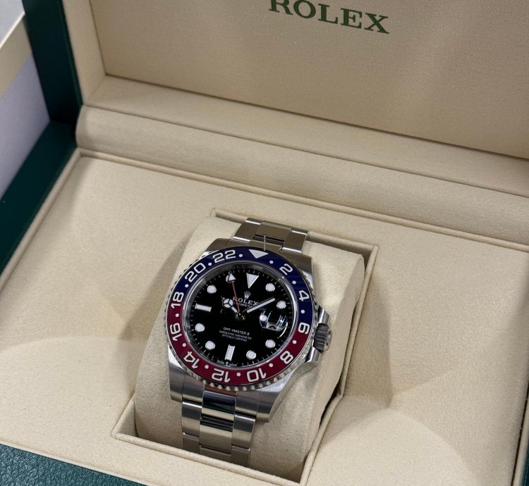 Rolex Gmt-master Ii Pepsi Oyster 2024