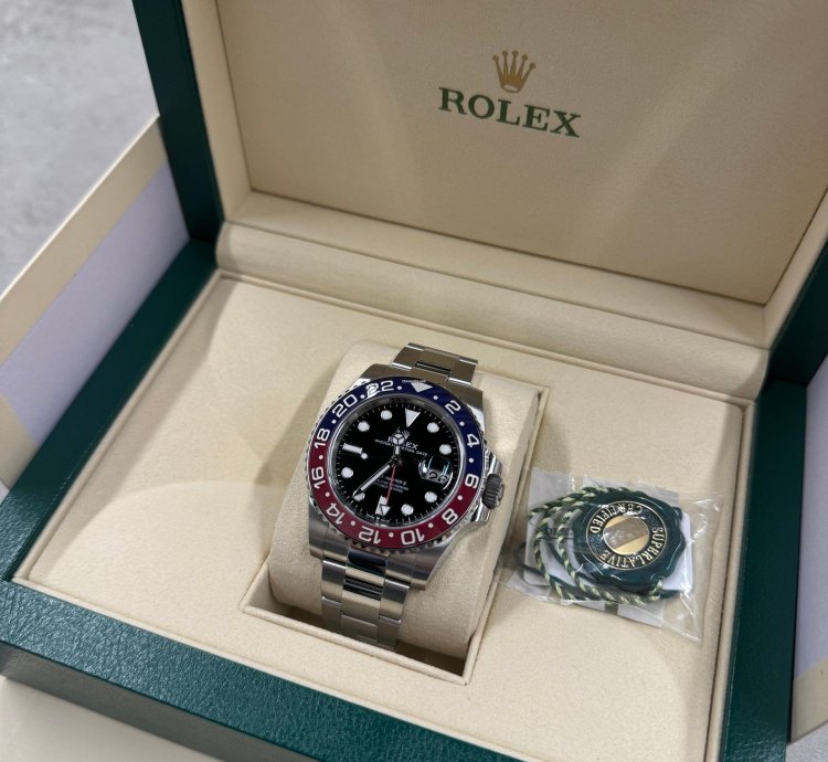 Rolex Gmt-master Ii Pepsi Oyster 2024