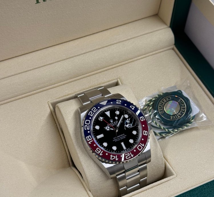 Rolex Gmt-master Ii Pepsi Oyster 2024