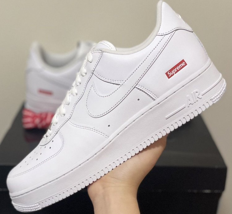 Nike Air Force 1 Low Supreme White Size 10 5 Men Authentic