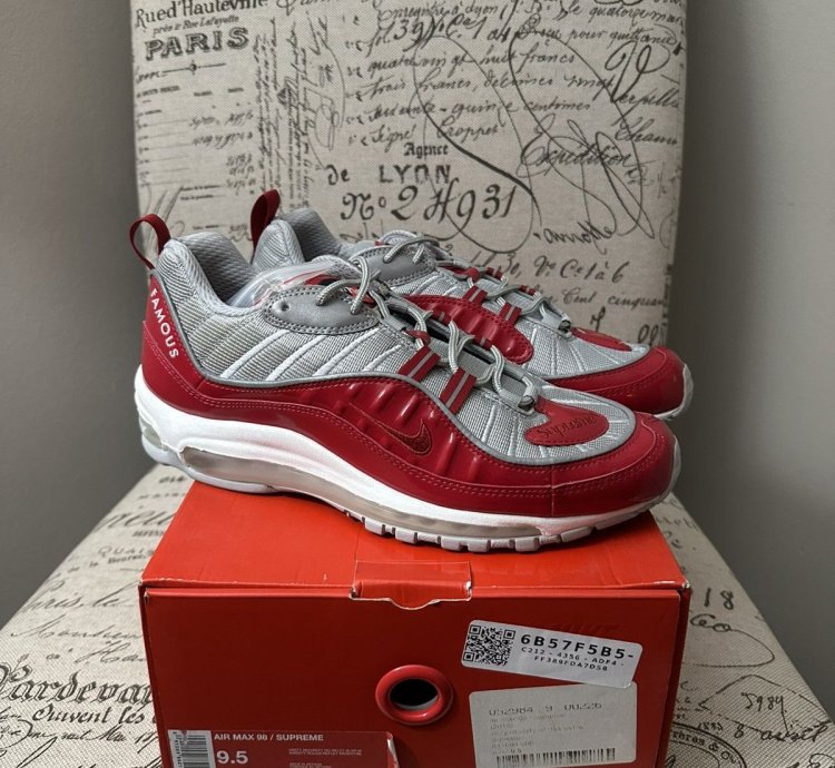 Nike Air Max 98 Supreme Varsity Red