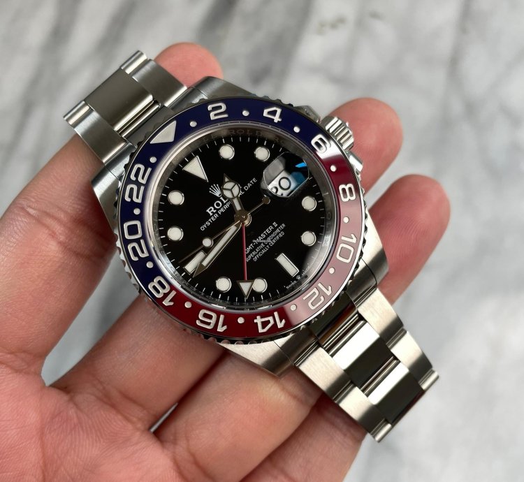 Rolex Gmt-master Ii Pepsi Oyster Bracelet Bnib 2024