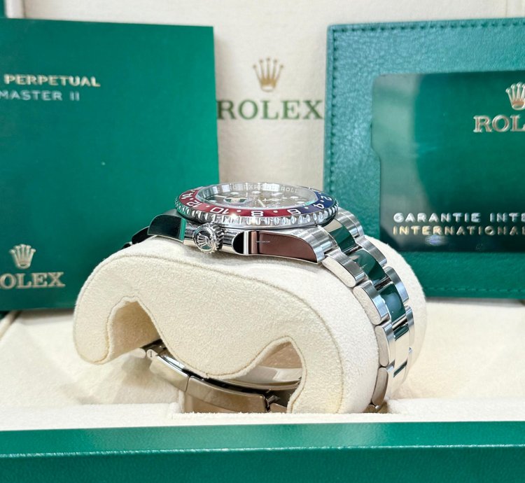 Rolex Gmt-master Ii Pepsi Oyster Stainless Steel 2023 Full Set