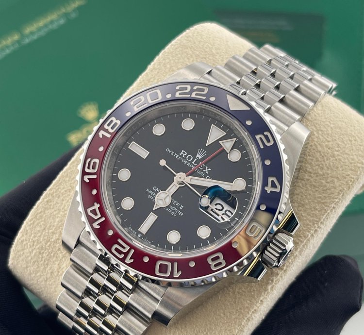Rolex Gmt-master Ii Perfect Unworn Pepsi Jubilee Bracelet