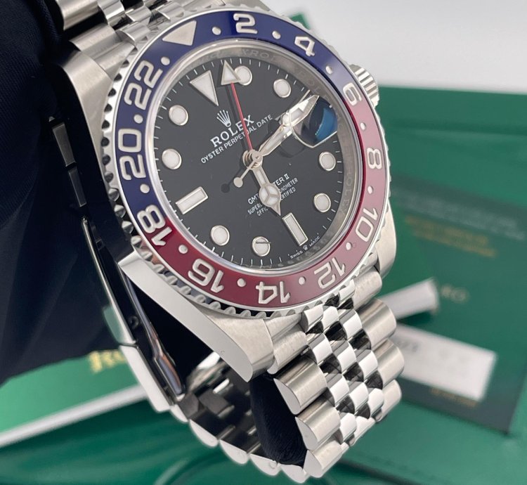Rolex Gmt-master Ii Perfect Unworn Pepsi Jubilee Bracelet