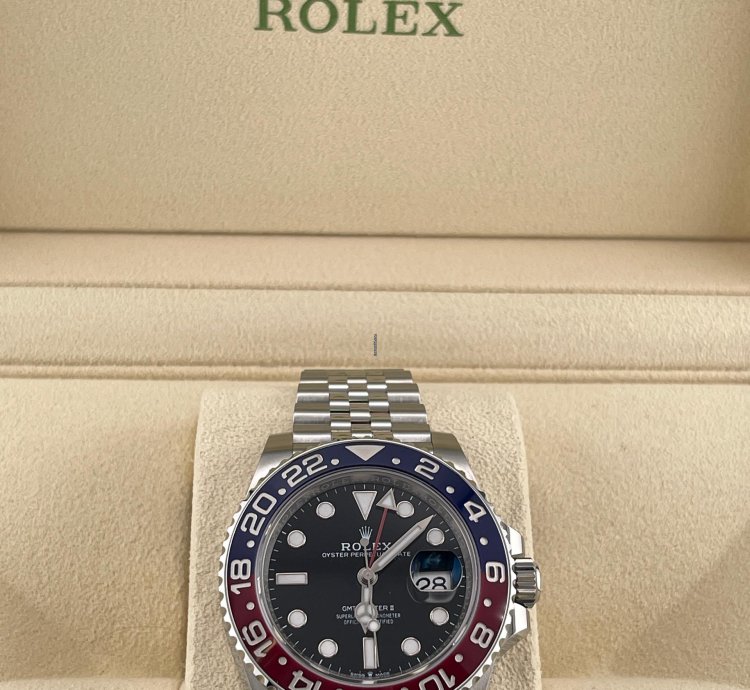 Rolex Gmt-master Ii Perfect Unworn Pepsi Jubilee Bracelet