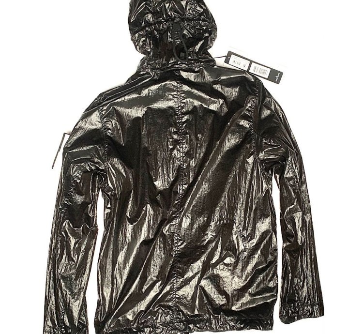 Lucido-tc Nylon Resin-finished Packable Jacket