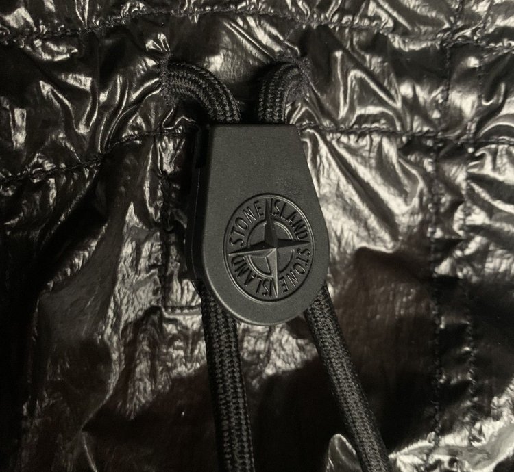 Lucido-tc Nylon Resin-finished Packable Jacket