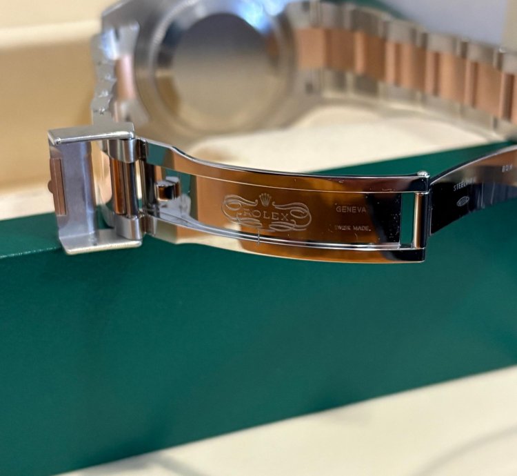 Rolex Gmt-master Ii Root Beer - 126711chnr - 2024