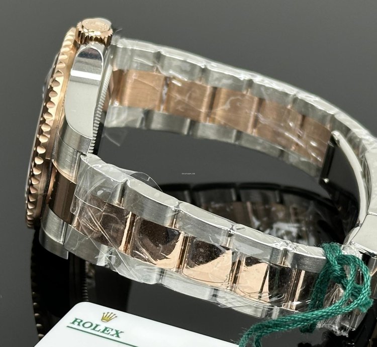 Rolex Gmt-master Ii Root Beer Black Dial 2025