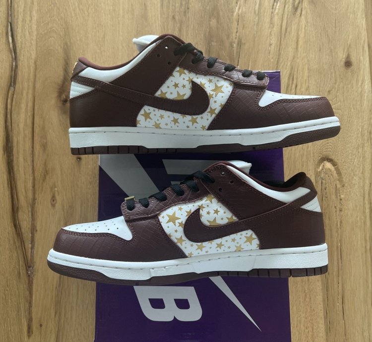 Nike Sb Dunk Low Og Qs Supreme