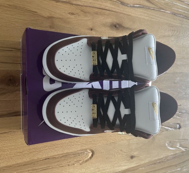 Nike Sb Dunk Low Og Qs Supreme
