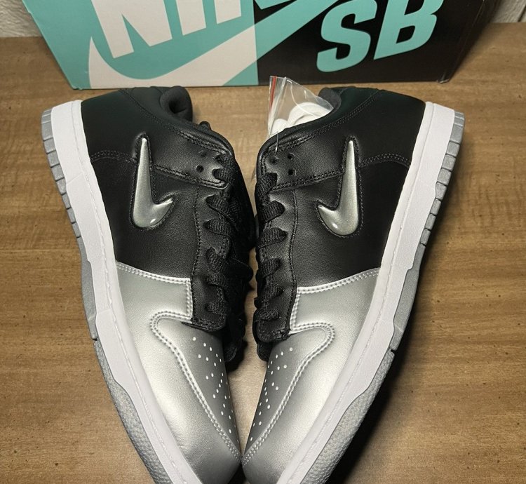 Nike Sb Dunk Low Silver Jewel