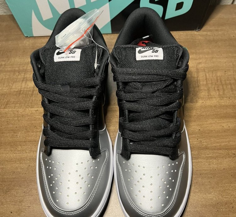 Nike Sb Dunk Low Silver Jewel