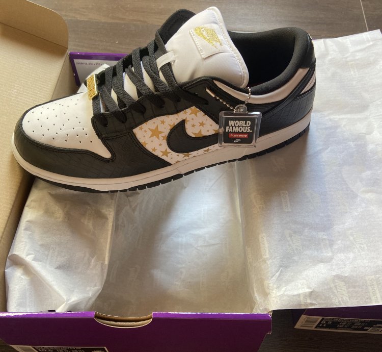 Nike Sb Dunk Low Supreme Black
