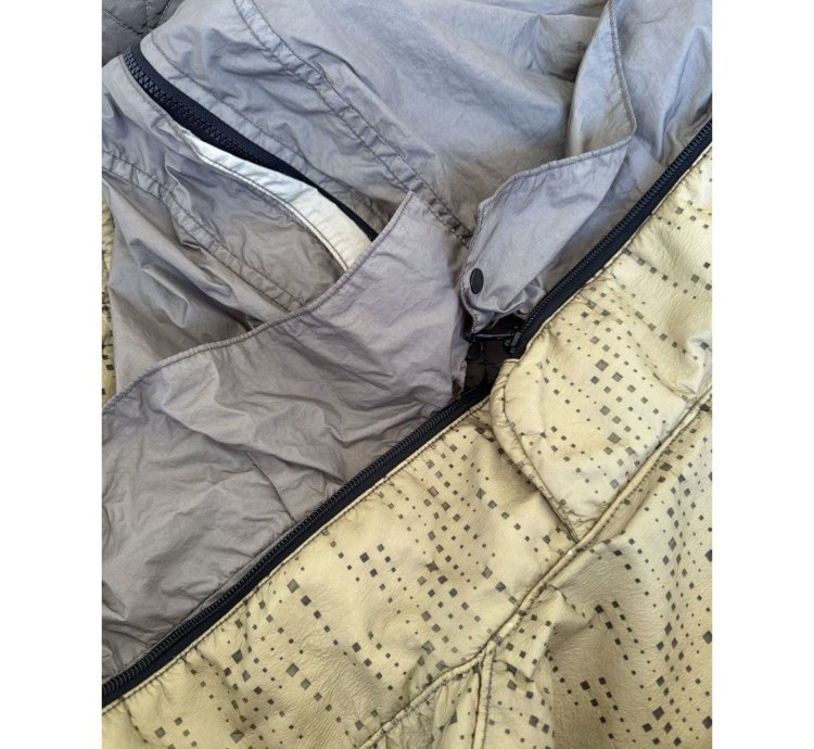 Nwt Stone Island Aw19 Shadow Project Lasered Poly-hide 2l