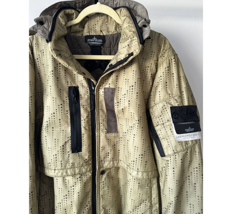 Nwt Stone Island Aw19 Shadow Project Lasered Poly-hide 2l