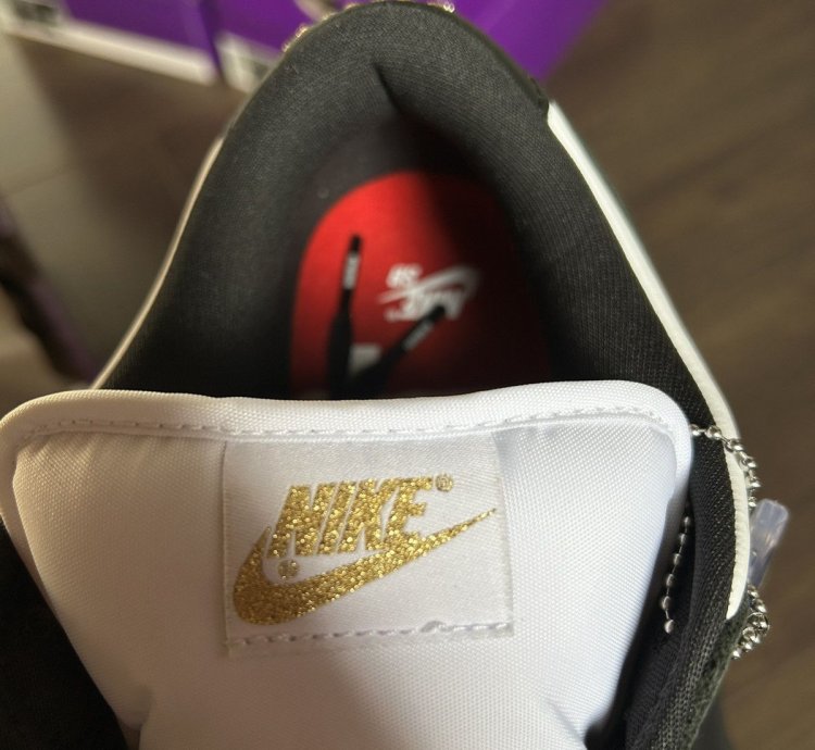 Nike Sb Dunk Low Supreme Black