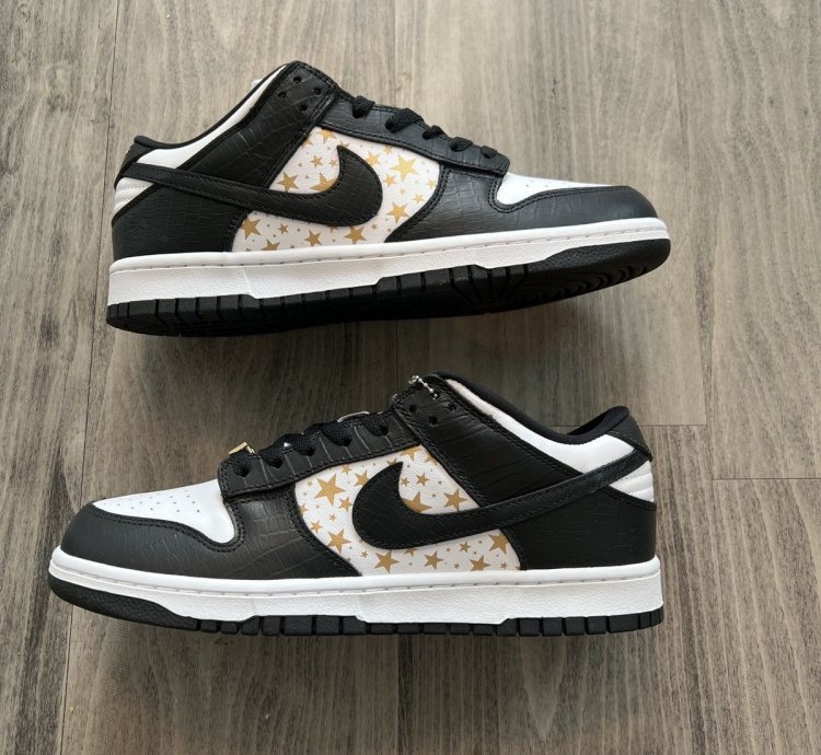 Nike Sb Dunk Low Supreme Black Size 10