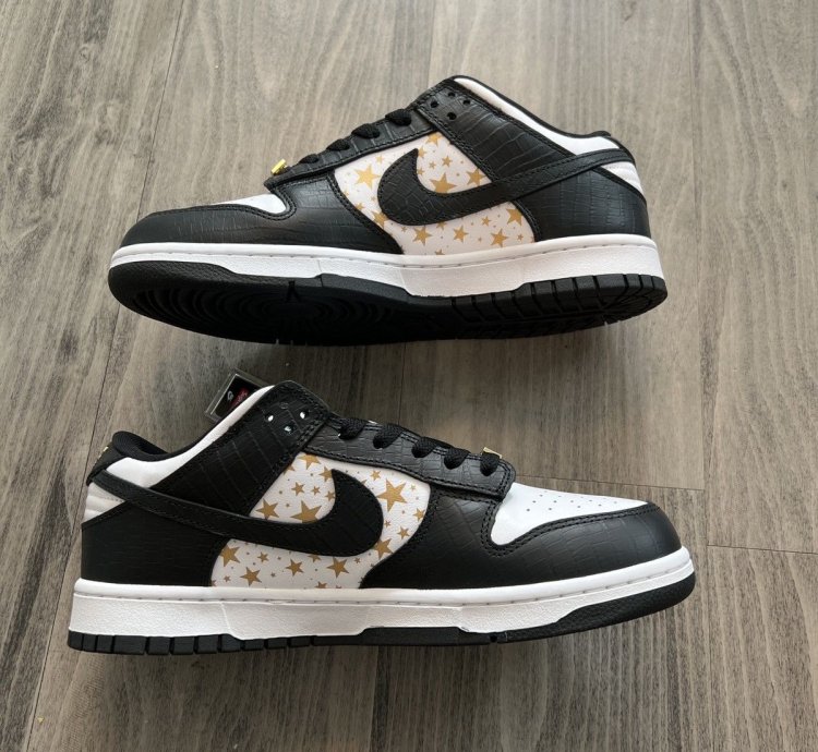 Nike Sb Dunk Low Supreme Black Size 10