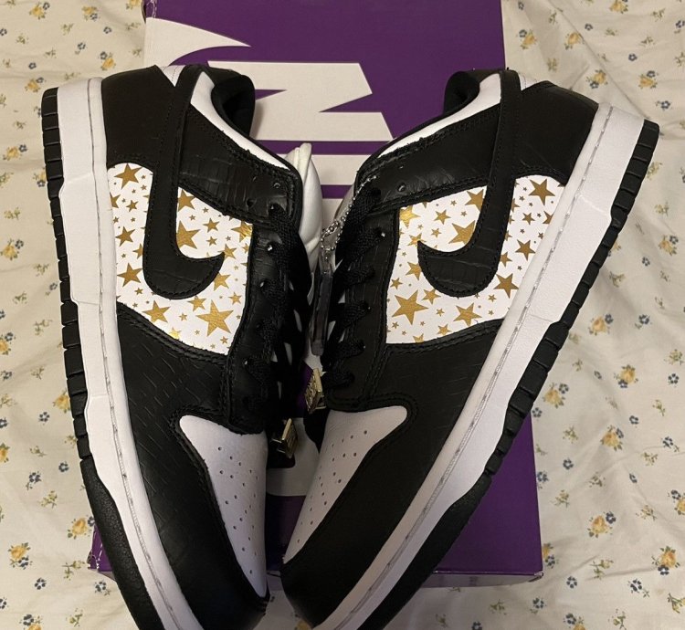 Nike Sb Dunk Low Supreme Black Size 8