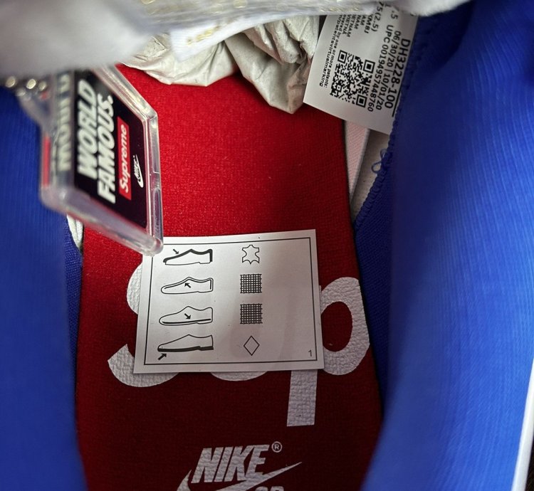 Nike Sb Dunk Low Supreme Blue