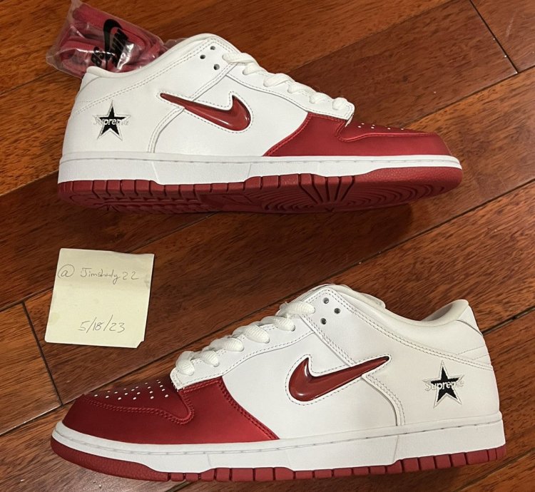 Nike Sb Dunk Low Supreme Jewel Swoosh Red