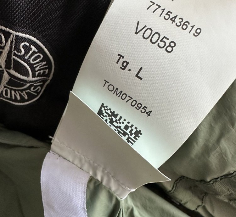 Nylon Metal Garment Dyed Hooded Down Jacket