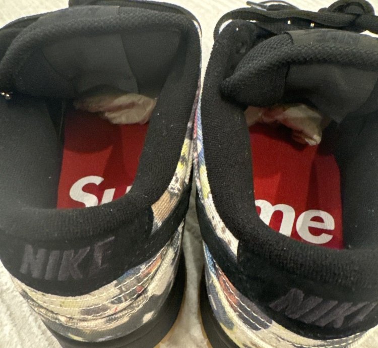 Nike Sb Dunk Low Supreme Rammellzee