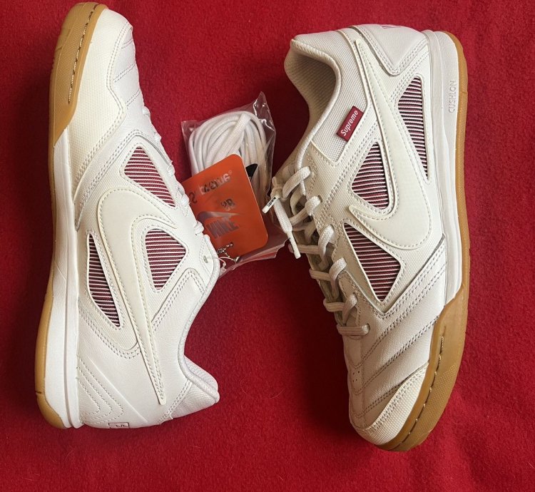 Nike Sb Gato Supreme White