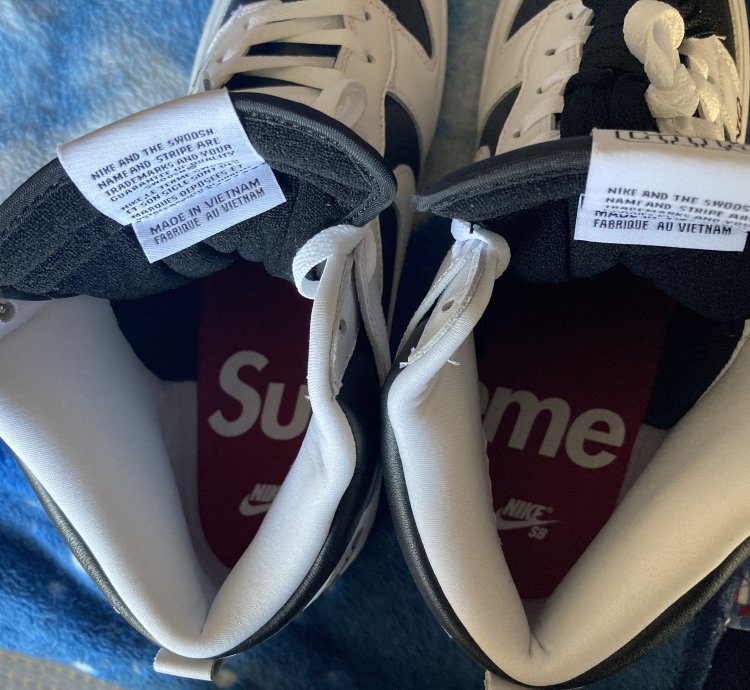 Nike Sb Supreme Dunk By Any Means Black White