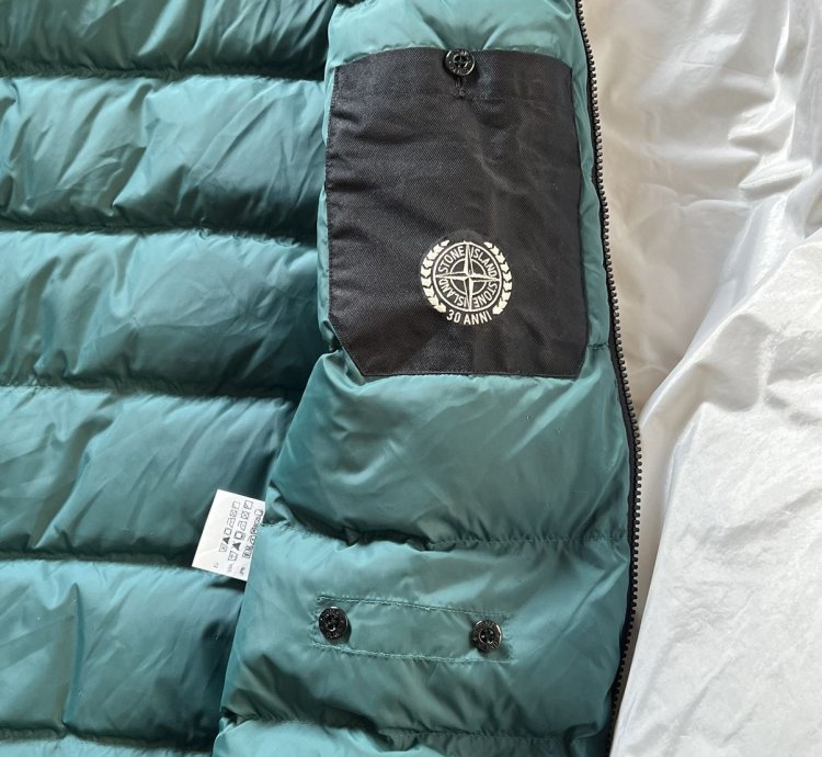 Rare 30 Anniversary Gillet