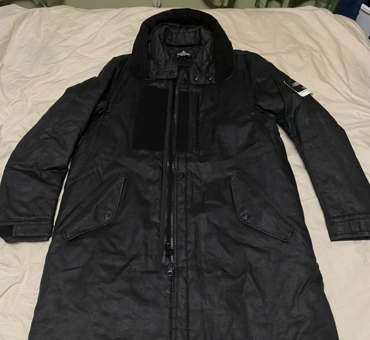 Rubberized Linen Fishtail Parka