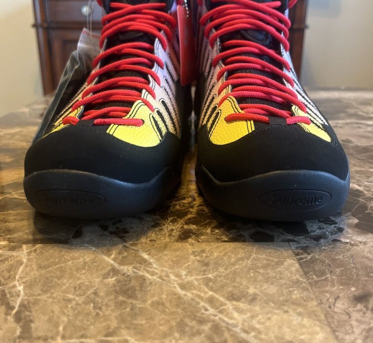 Nike Supreme Air Bakin Sp Black Gradient