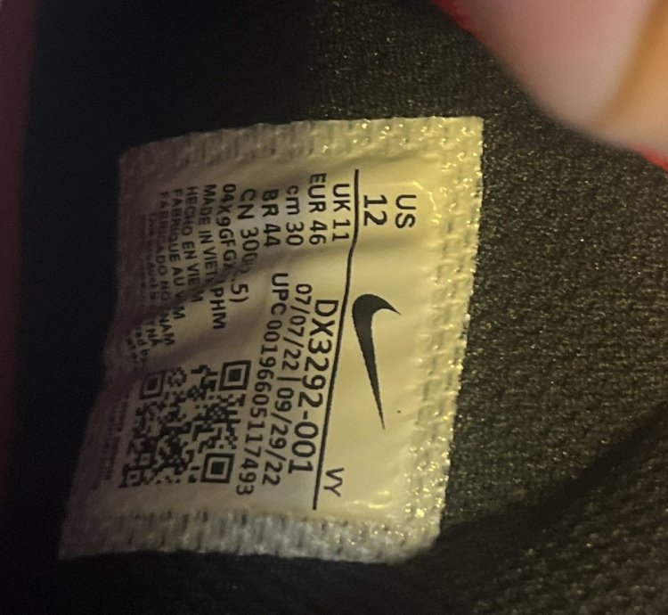 Nike Supreme Air Bakin Sp Black Gradient