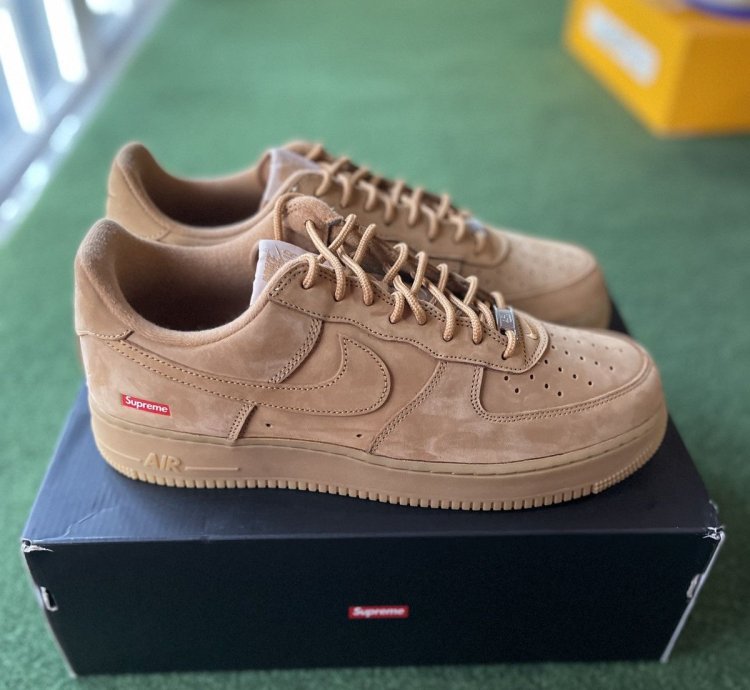 Nike Supreme Air Force 1
