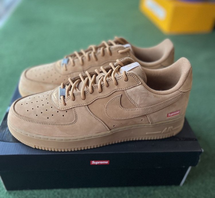 Nike Supreme Air Force 1