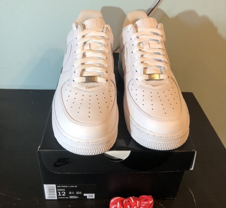 Nike Supreme Air Force 1 Low In White Size Uk 11 Us 12