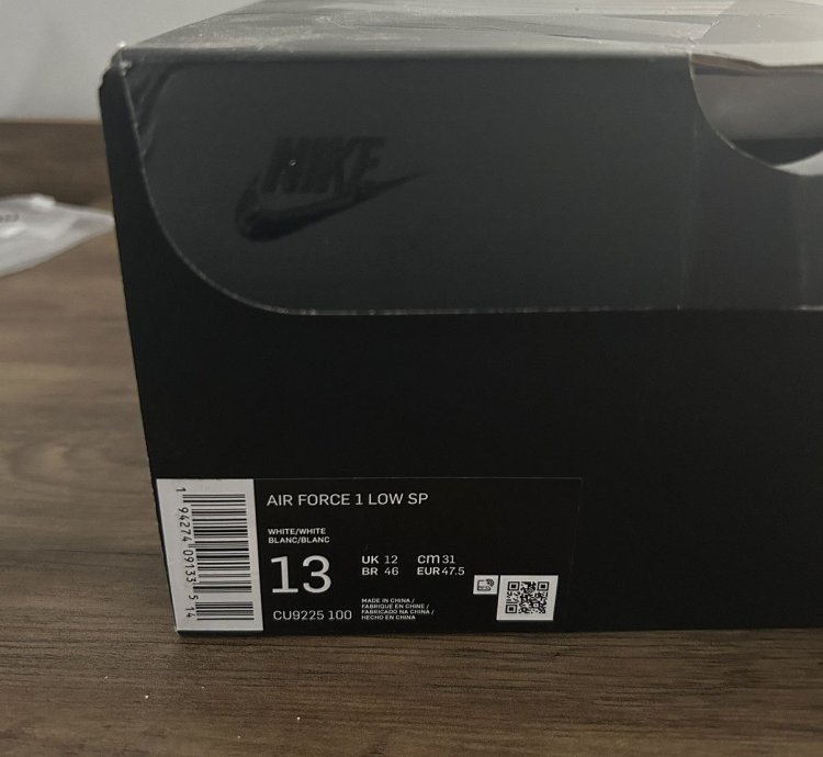 Nike Supreme Air Force 1 Low In White Size Uk 12 Us 13