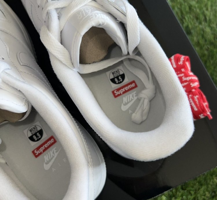 Nike Supreme Air Force 1 Size 9 5 Brand New