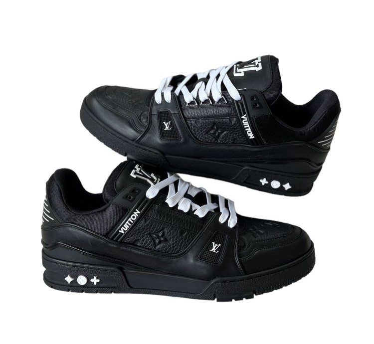 Louis Vuitton Monogram Trainer Sneakers