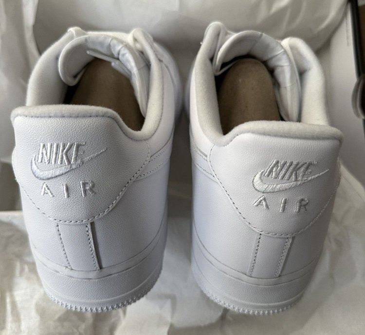 Nike Supreme Air Force 1 White