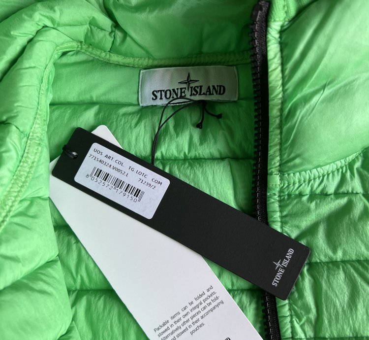 Stone Island 40324 Real Down Jacket In Light Green