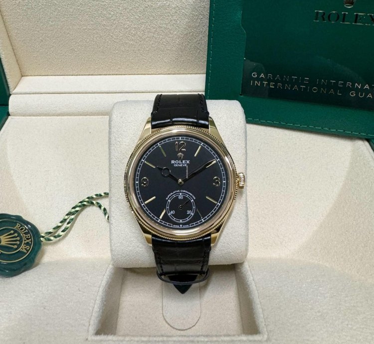 Rolex 1908 Yellow Gold Black Dial Full Set 2024