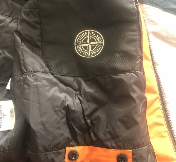 Stone Island 42227 Soft Shell- With Primaloft Insulation