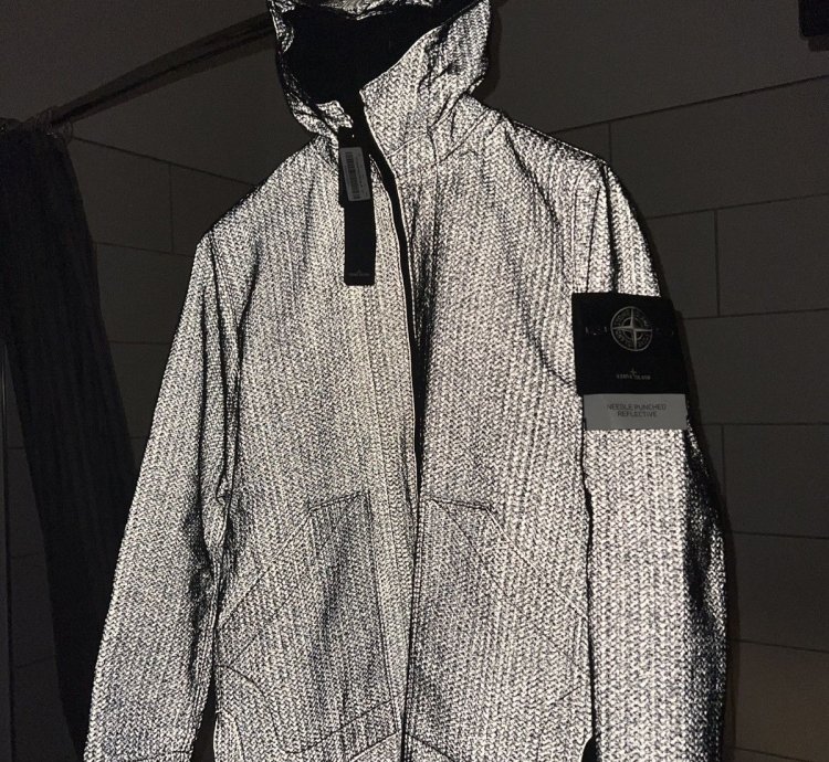 Stone Island 43199 Needle Punched Reflective